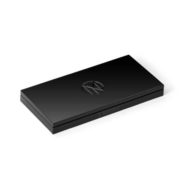 IL MAKIAGE shade (SHADE ADDICT) High Impact 8-Pan Eye Color Palette - Picture 4 of 4